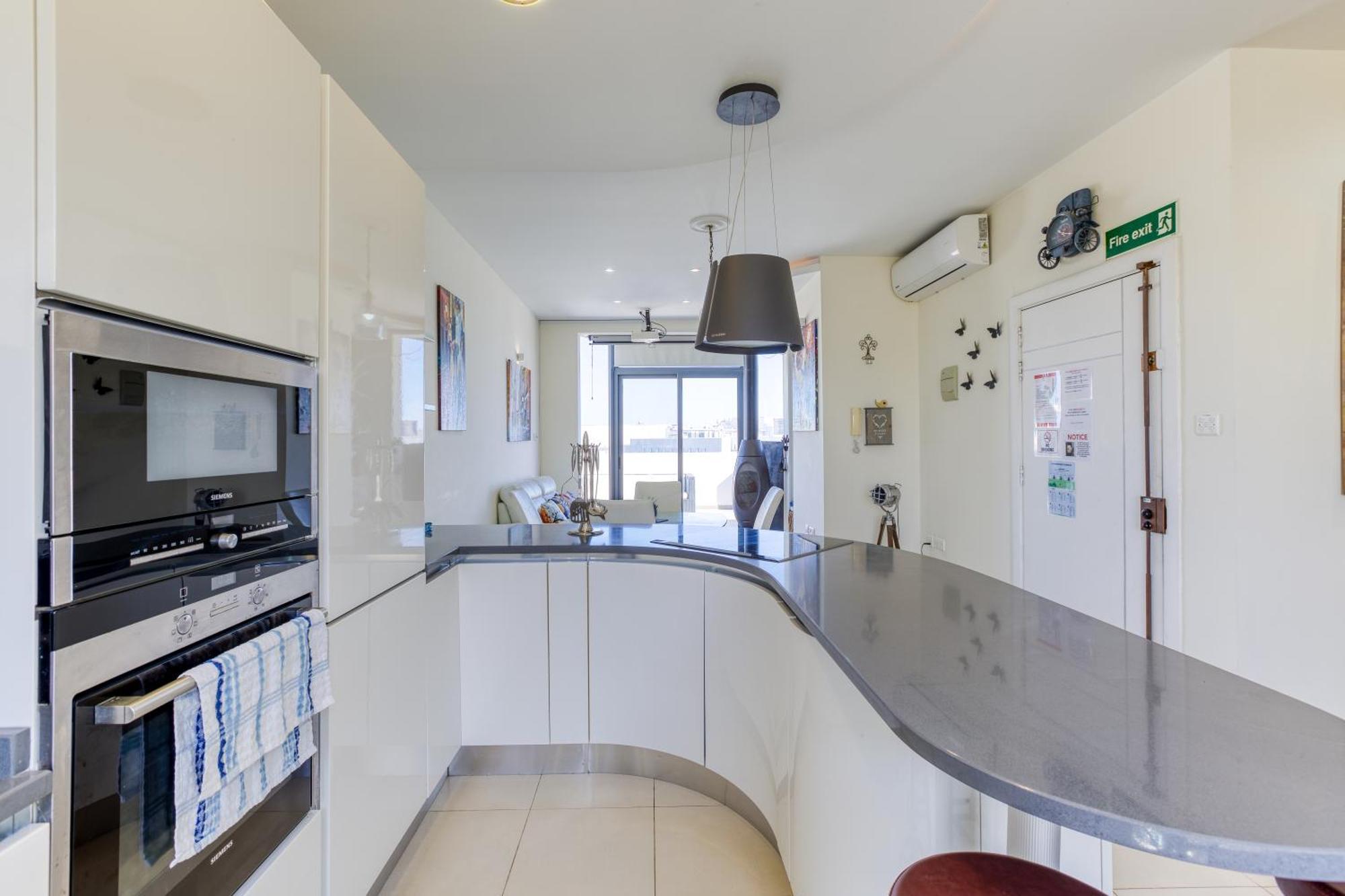 Sb17 - 2 Bed Penthouse Panorama In Qawra Apartment
